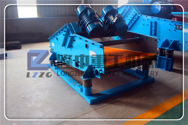 脫水污泥振動脫水篩設(shè)備火力全開，助力尾砂污泥再利用